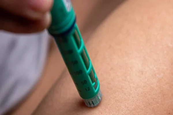 Why global hormonal signalling research is increasingly focused on retatrutide peptide?