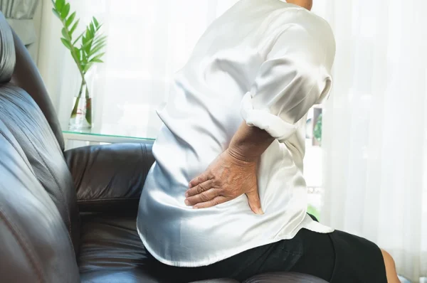What to Expect Before and After Endoscopic Back Surgery